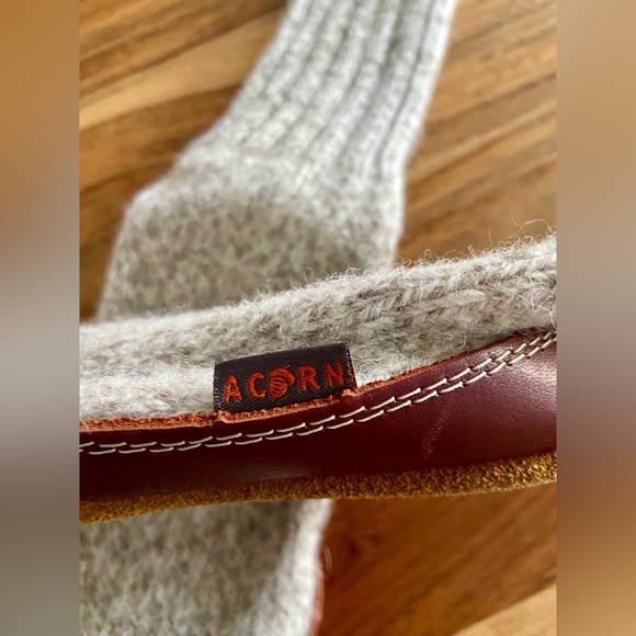 Acorn Women’s Original Slipper Sock purchased from LL Bean (Women’s 5.5-7.0) - Picture 6 of 9